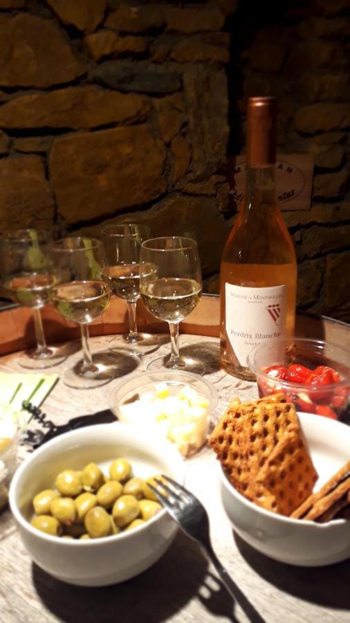 Charmante Maison Villageoise 5 Personnes Happyday Neuchatel Saint-Blaise Ngoại thất bức ảnh