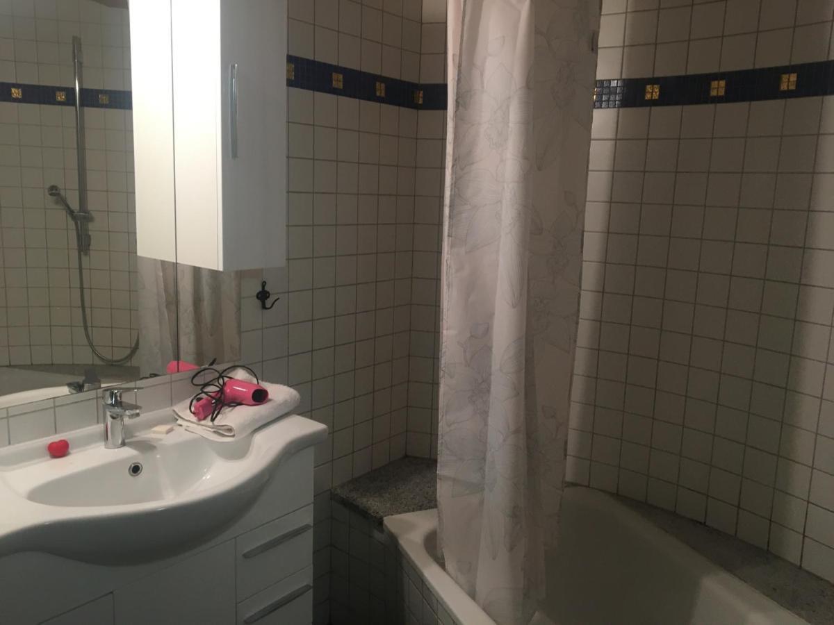 Charmante Maison Villageoise 5 Personnes Happyday Neuchatel Saint-Blaise Ngoại thất bức ảnh